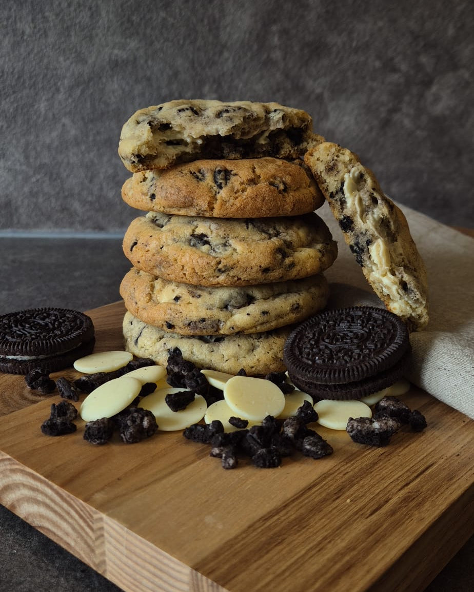 Chocolate CHIPP Cookie - White Chocolate & Oreo