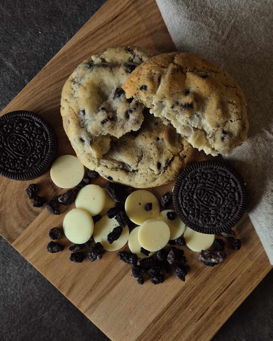 Chocolate CHIPP Cookie - White Chocolate & Oreo